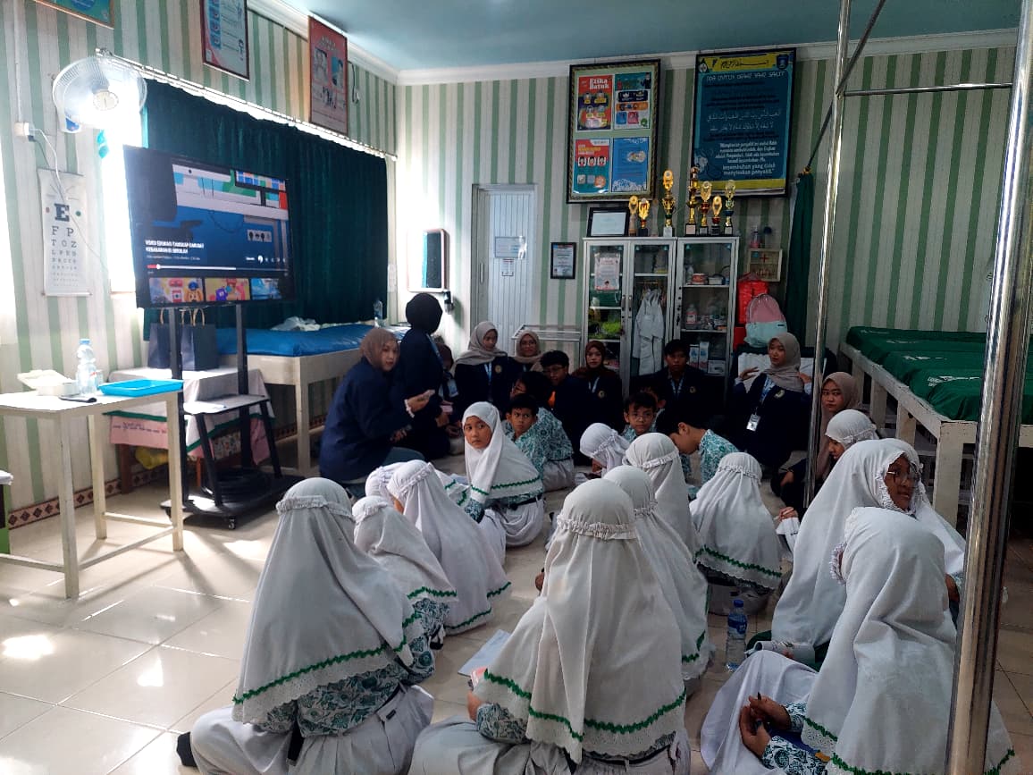 SOSIALISASI PERTOLONGAN LUKA BAKAR BERSAMA SD MUHAMMADIYAH 2 DAN UMKT